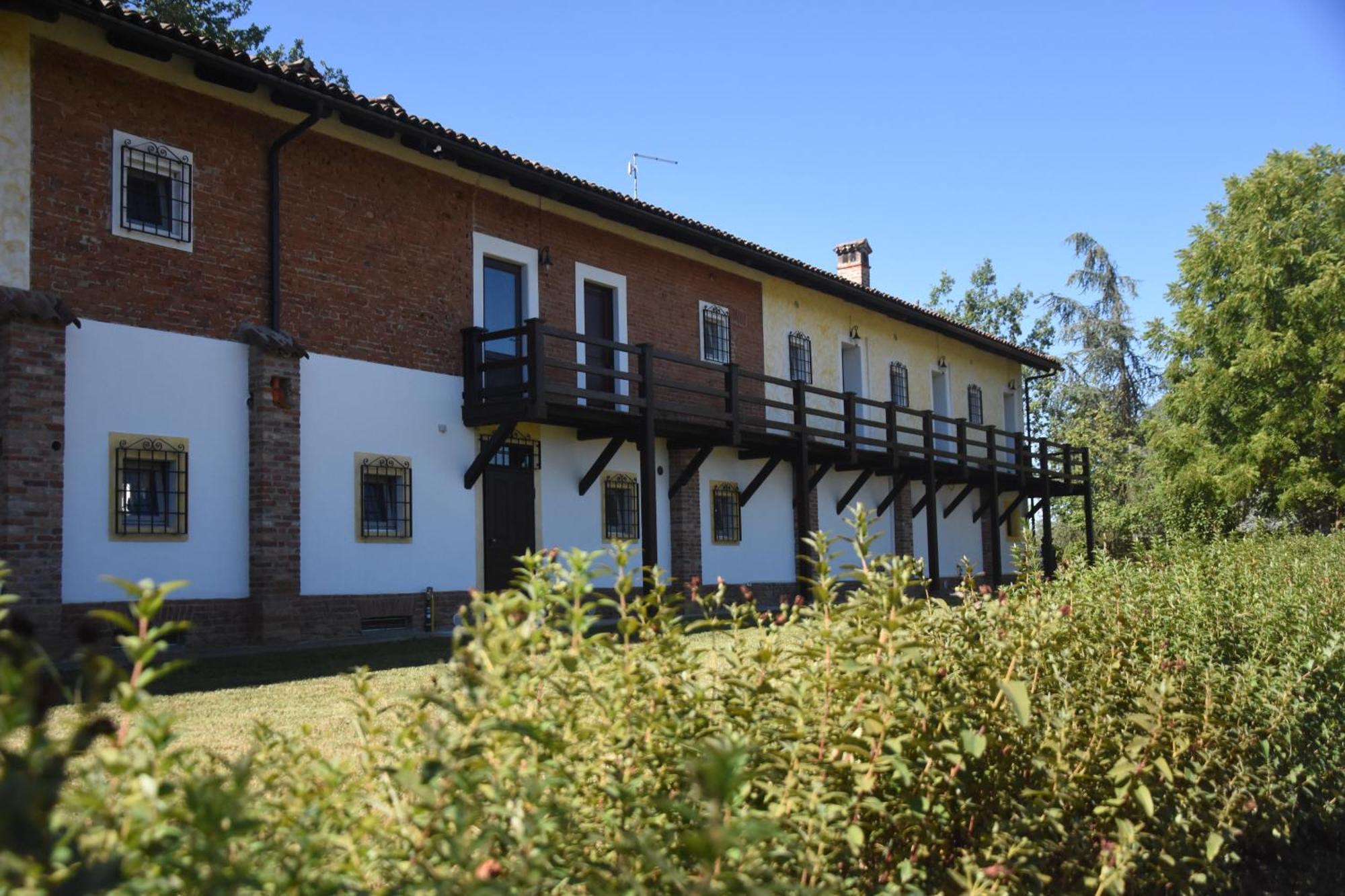 La Carolina appartamento vacanze Tigliole Esterno foto